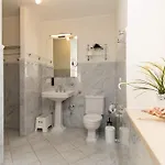 Schlossbauer, App 01 *